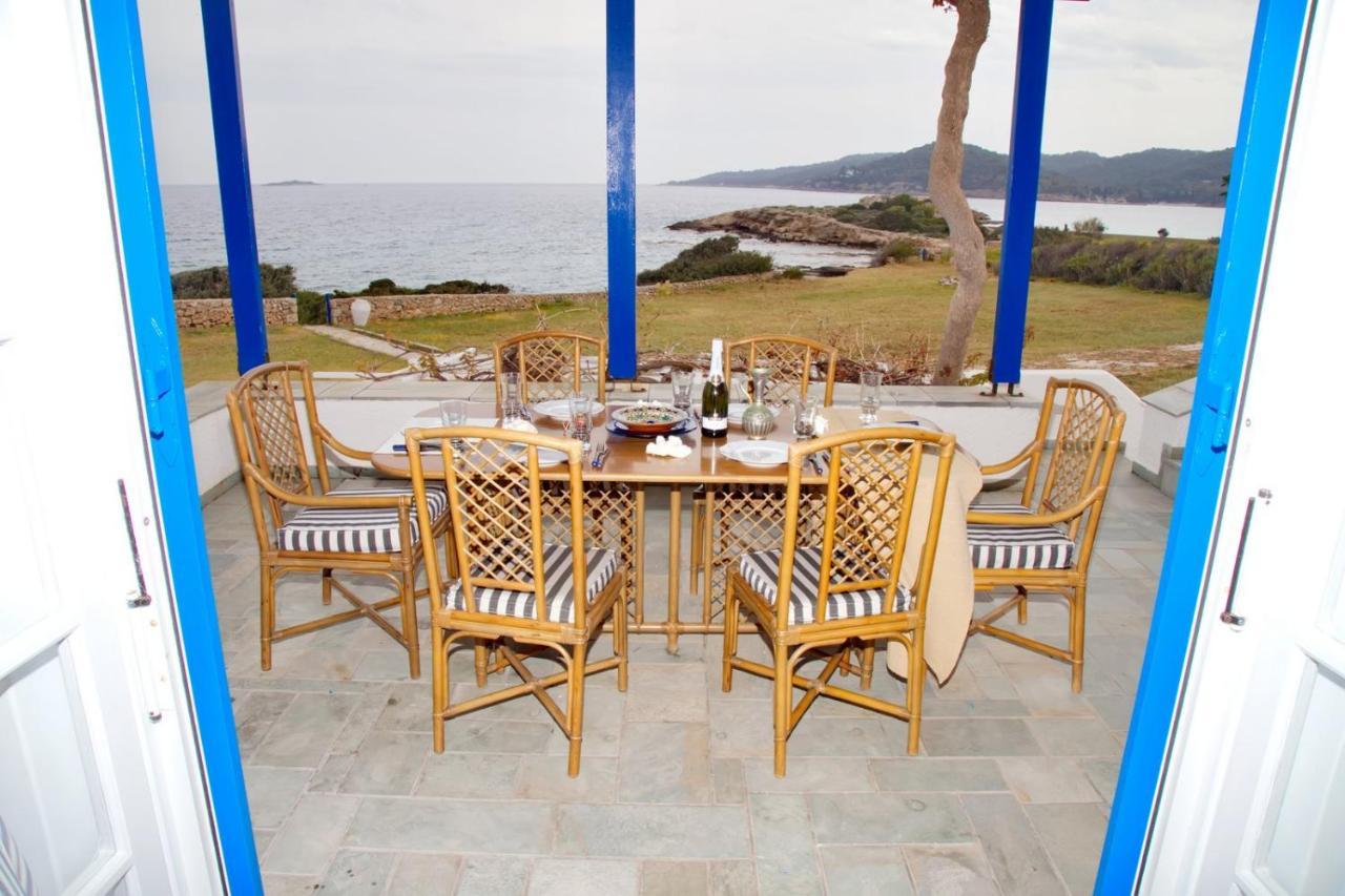 Aroura Homes 4Br Beachfront Villa Spétses Buitenkant foto
