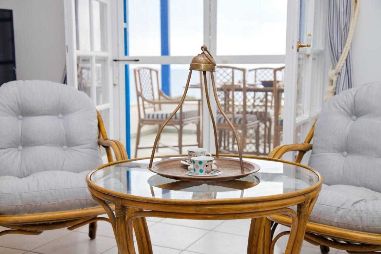 Aroura Homes 4Br Beachfront Villa Spétses Buitenkant foto